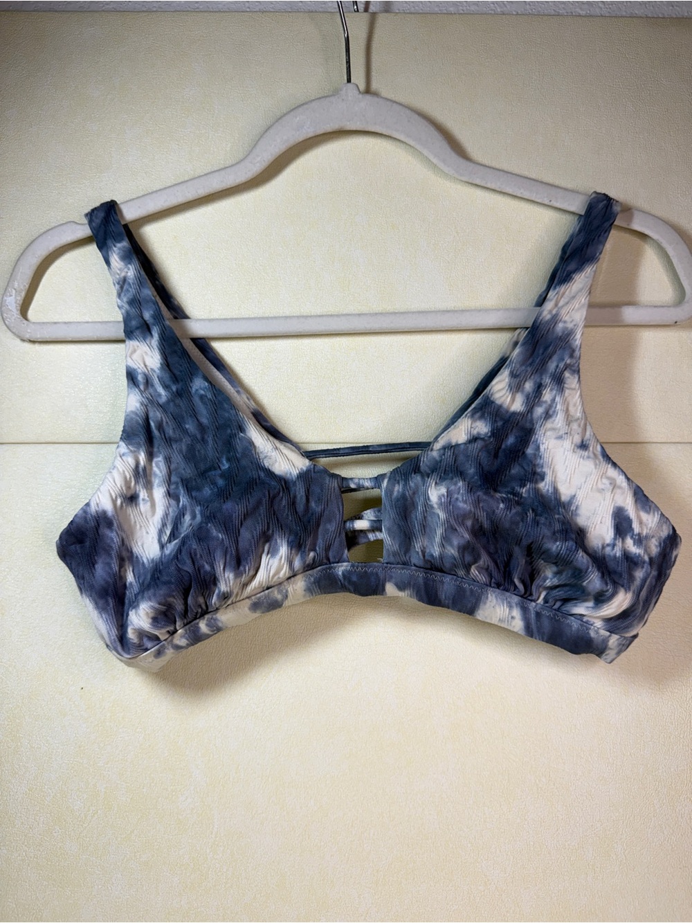 Athleta Tie Dye Ladder Front Bikini Top, Size XS
